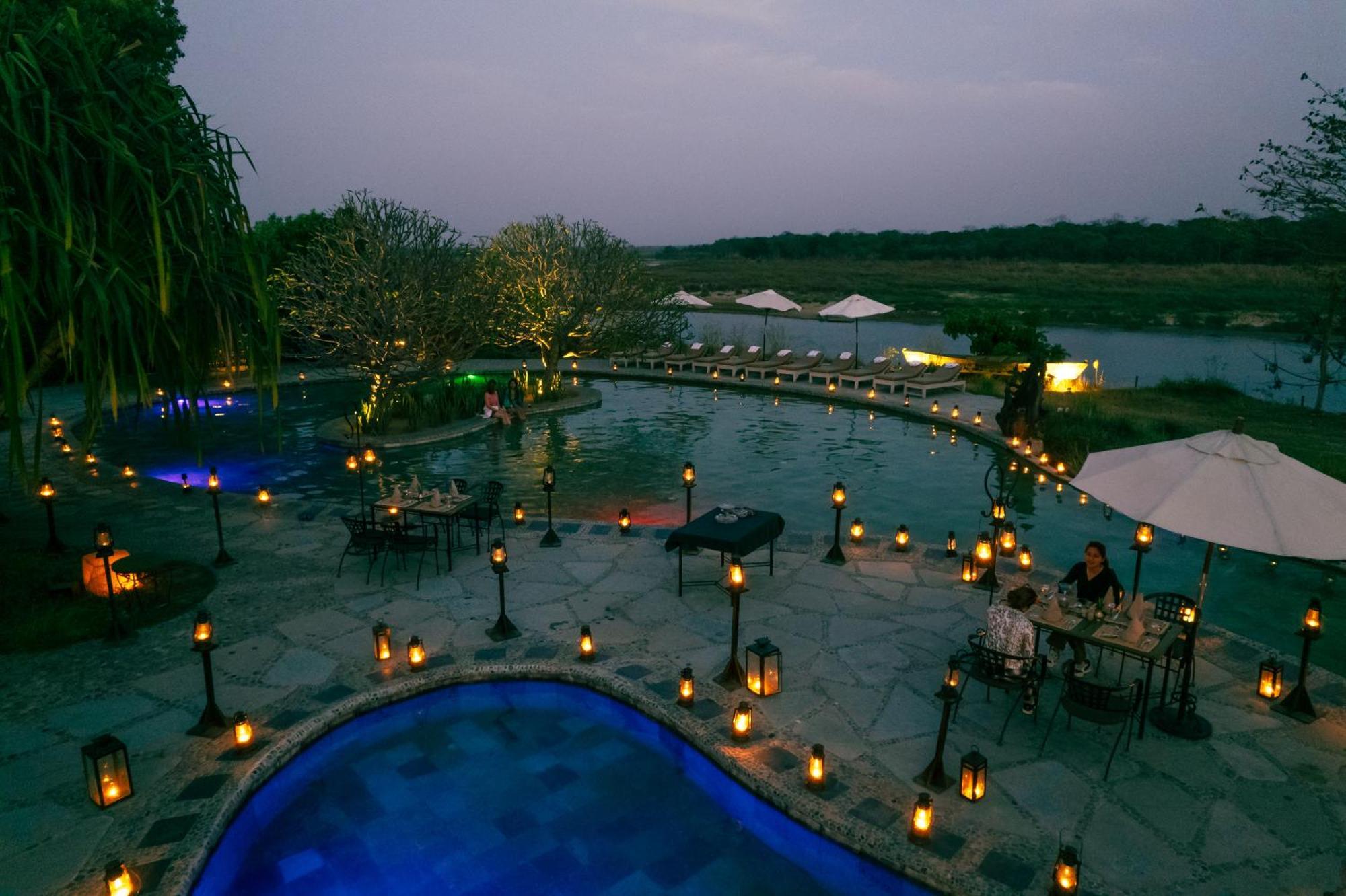 Barahi Jungle Lodge Meghauli Esterno foto