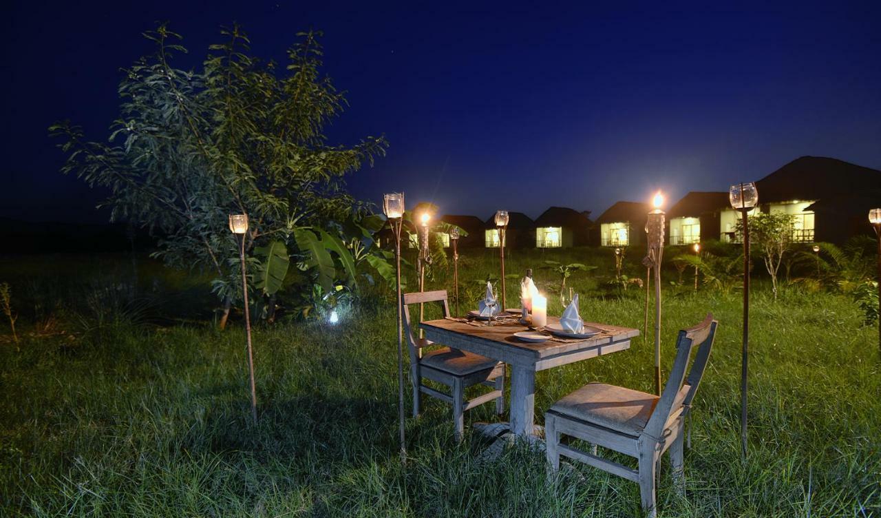 Barahi Jungle Lodge Meghauli Esterno foto