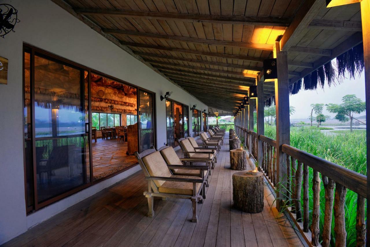 Barahi Jungle Lodge Meghauli Esterno foto